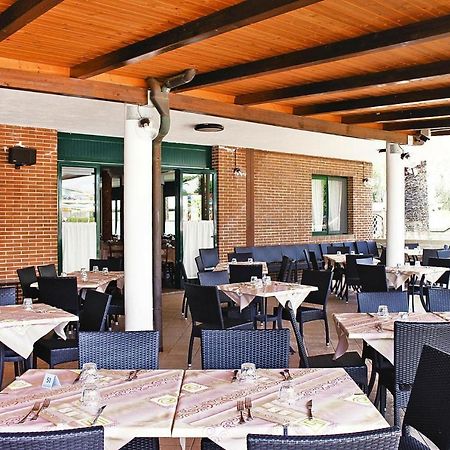 Apartment In Cecina Mare With Outdoor Pool Marina di Cecina Ngoại thất bức ảnh